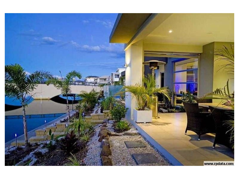 3 North Quay Drive, Biggera Waters QLD 4216