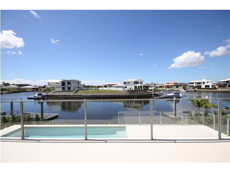 73 Compass Drive, Biggera Waters QLD 4216