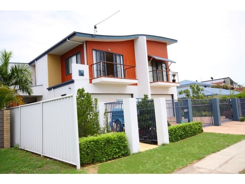 1/40 Markham Avenue, Runaway Bay QLD 4216