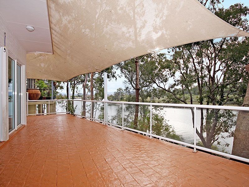 40 Chindrina Street, Hope Island QLD 4212