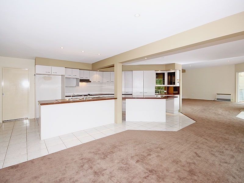 40 Chindrina Street, Hope Island QLD 4212