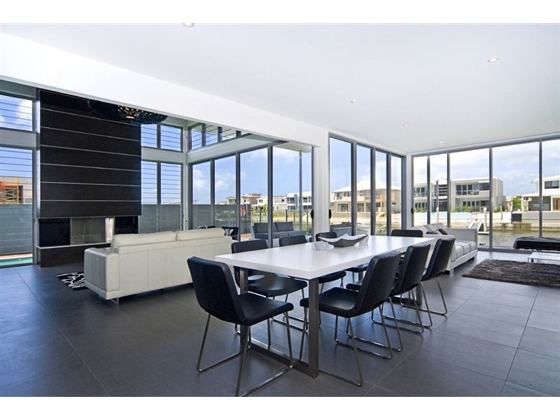 Biggera Waters QLD 4216