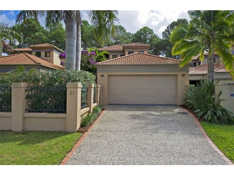 21 Ballybunyon Crescent, Hope Island QLD 4212