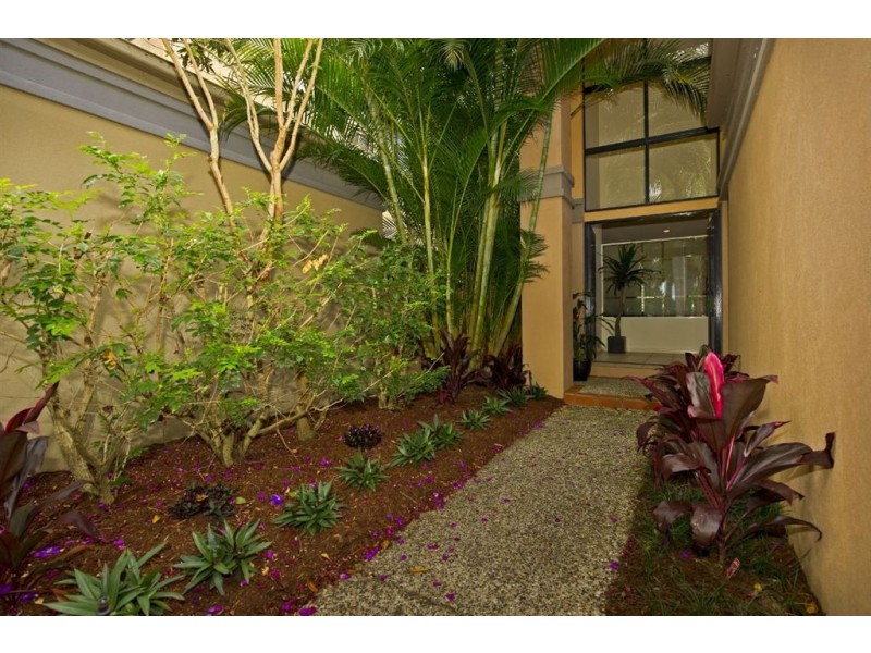 21 Ballybunyon Crescent, Hope Island QLD 4212