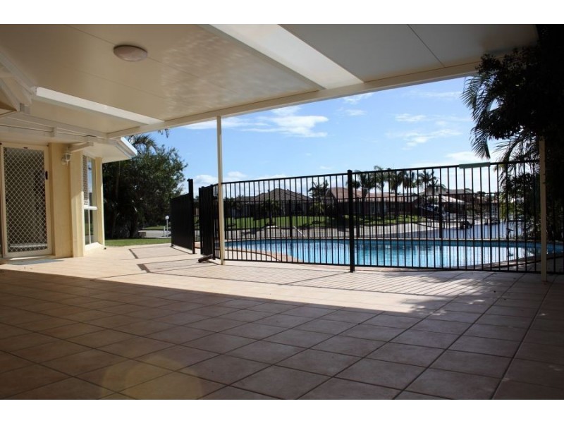 Hollywell QLD 4216