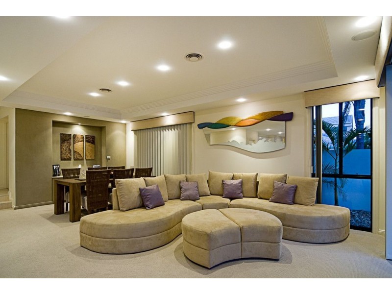 12 Van Diemen Place, Hollywell QLD 4216