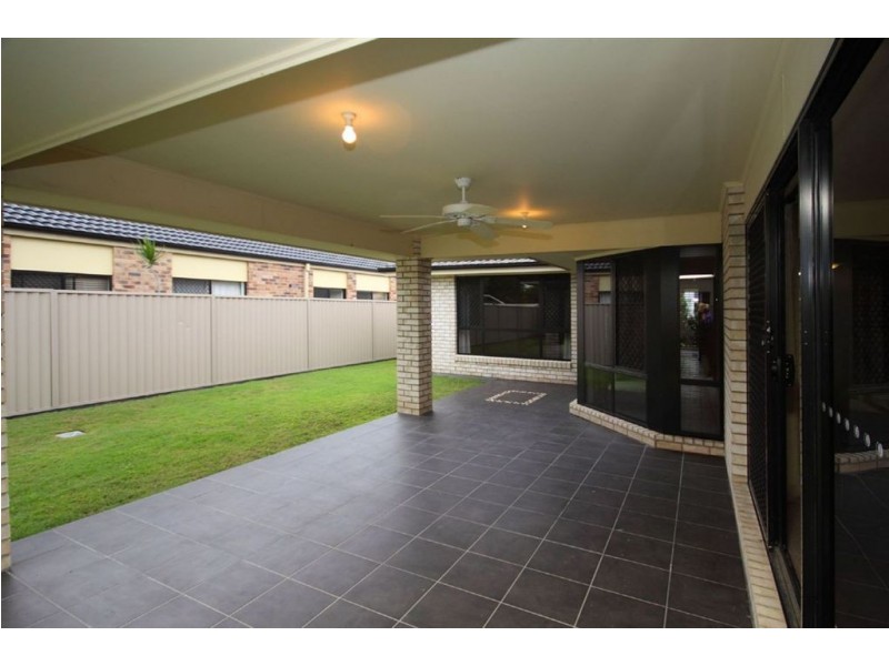 6 Costa Del Sol, Coombabah QLD 4216