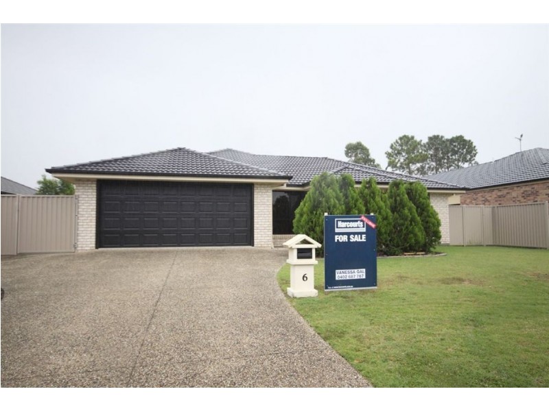 6 Costa Del Sol, Coombabah QLD 4216