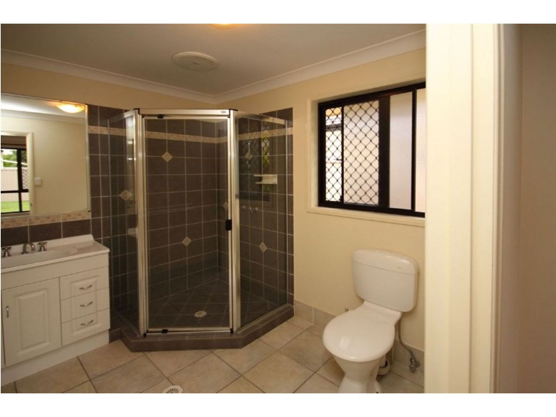 6 Costa Del Sol, Coombabah QLD 4216