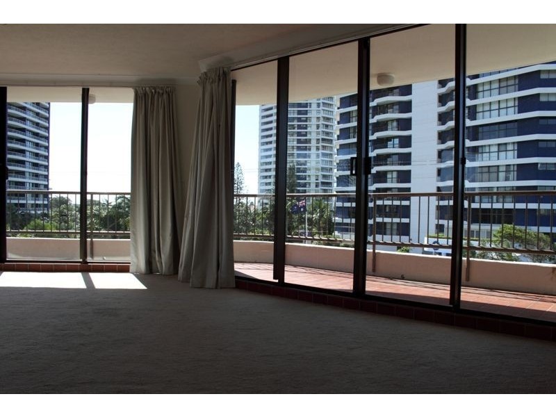 34/9 Bayview Street, Runaway Bay QLD 4216