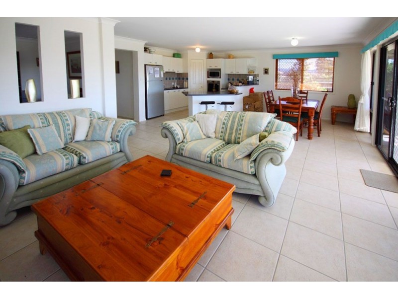 61 Codrington Cicuit, Pacific Pines QLD 4211