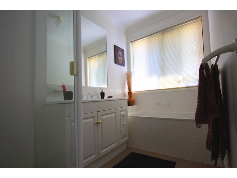 61 Codrington Cicuit, Pacific Pines QLD 4211