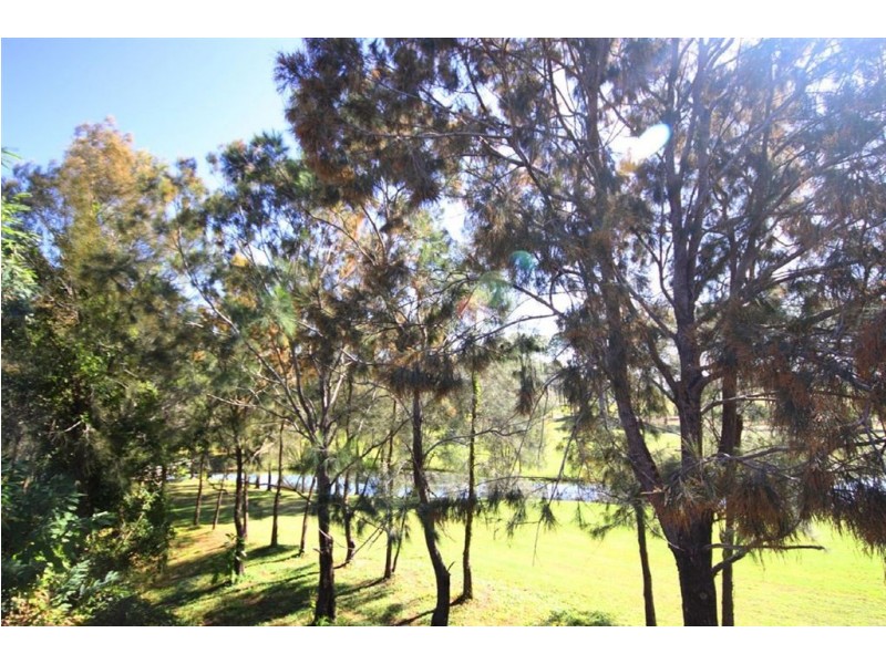 43 Ballybunyon Crescent, Hope Island QLD 4212