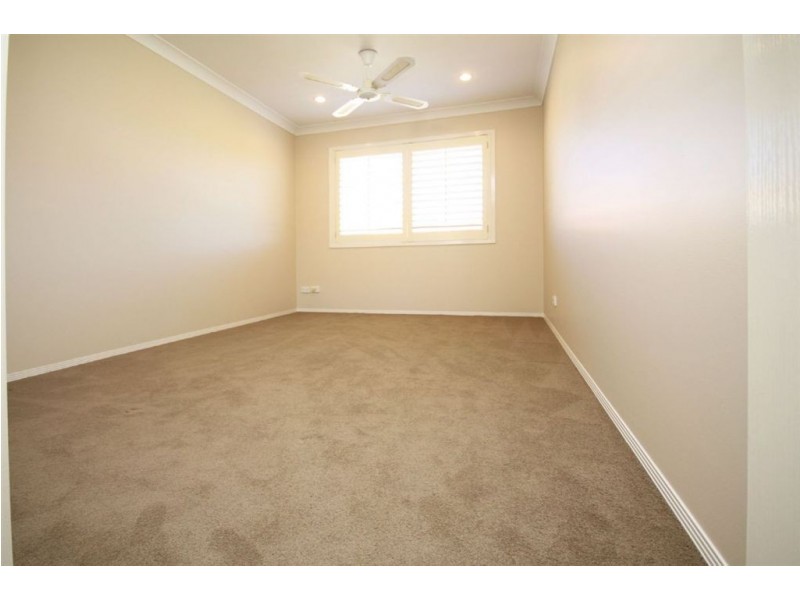 28/87 Morala Avenue, Runaway Bay QLD 4216