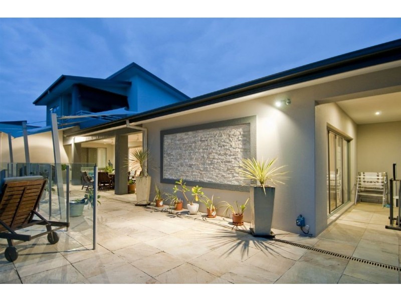 45 Costa Del Sol, Coombabah QLD 4216