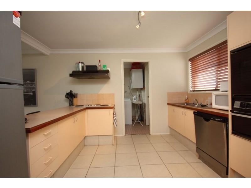 40/601 Pine Ridge Rd, Biggera Waters QLD 4216