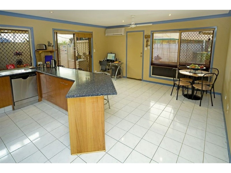 12 Plimsoll Place, Helensvale QLD 4212