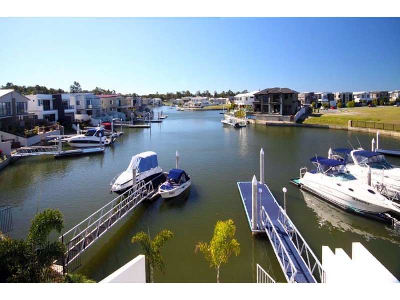 27 Compass Drive, Biggera Waters QLD 4216