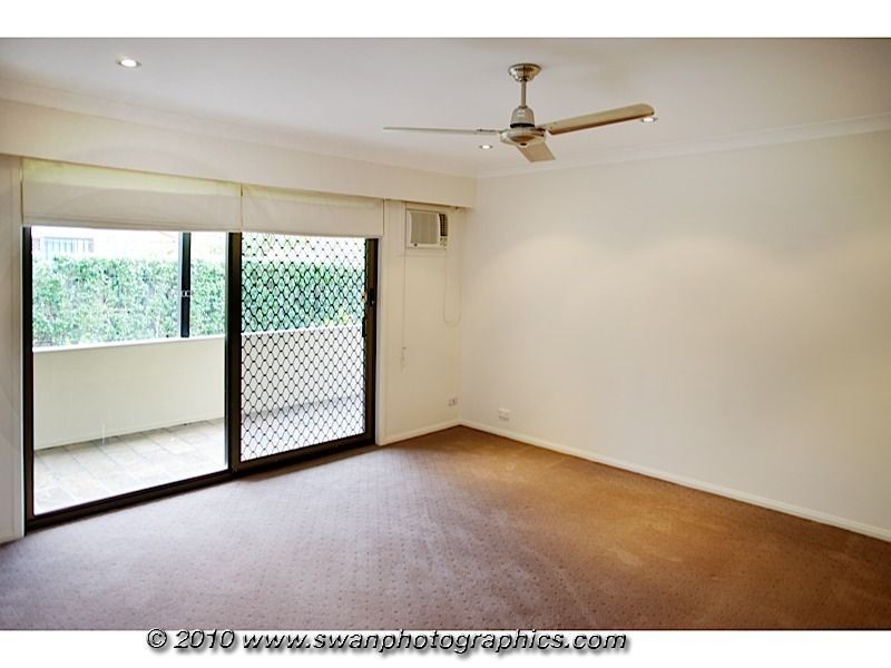 116 Columbus, Hollywell QLD 4216