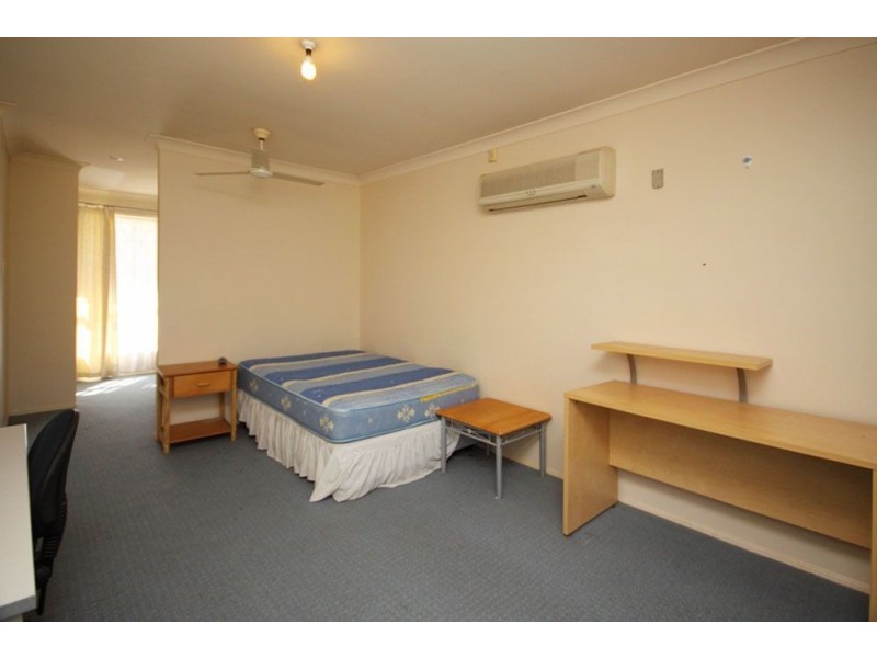 21 Forest Hills Ct, Parkwood QLD 4214