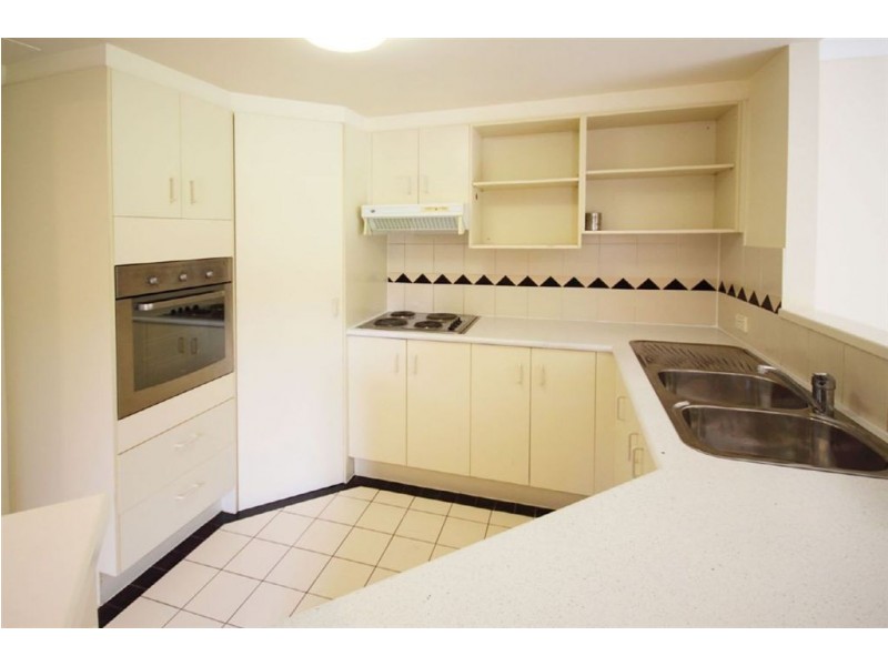 241/125 Hansford Road, Coombabah QLD 4216