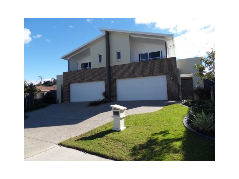 82b Compass Drive, Biggera Waters QLD 4216