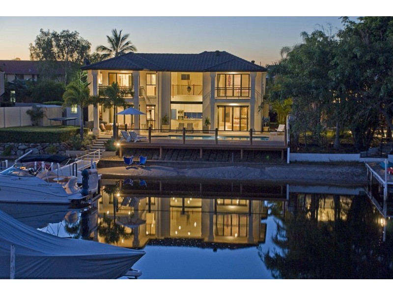 12 Van Diemen Place, Runaway Bay QLD 4216