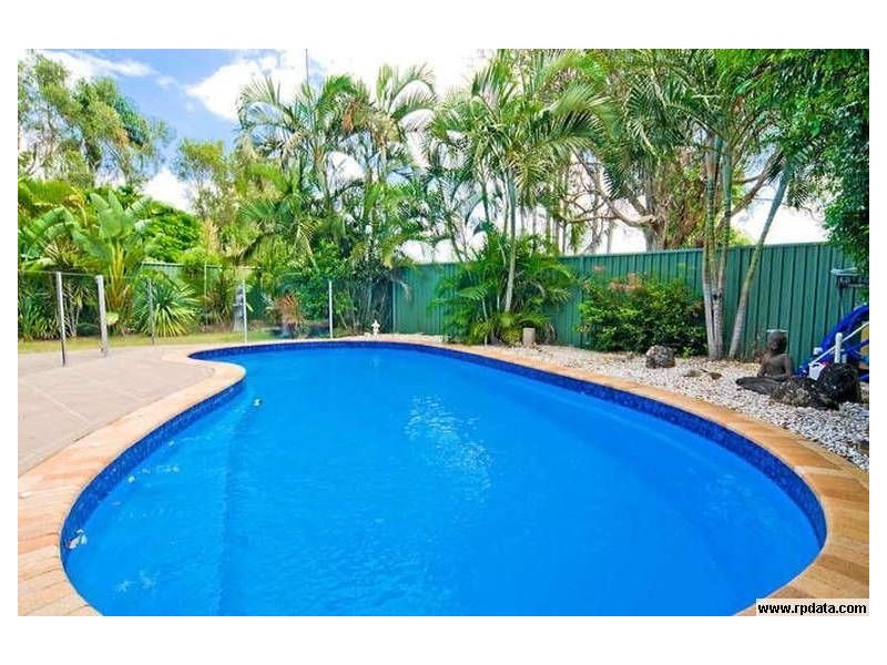 14 Deagon, Runaway Bay QLD 4216