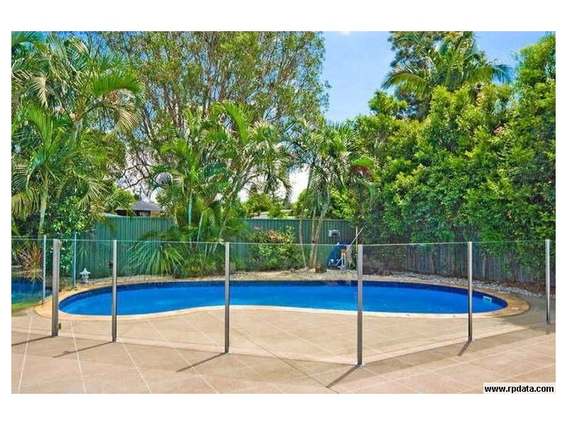14 Deagon, Runaway Bay QLD 4216