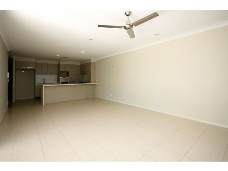 82b Compass Drive, Biggera Waters QLD 4216