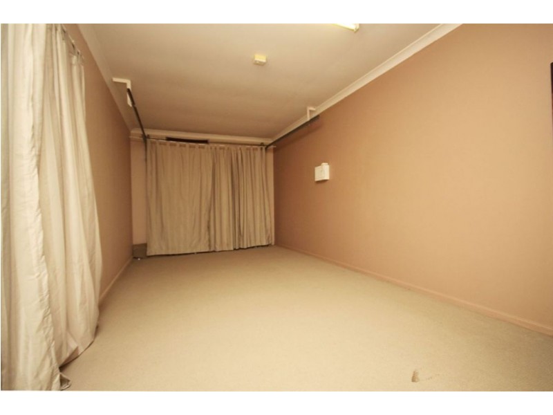9/394 Pine Ridge Rd, Coombabah QLD 4216