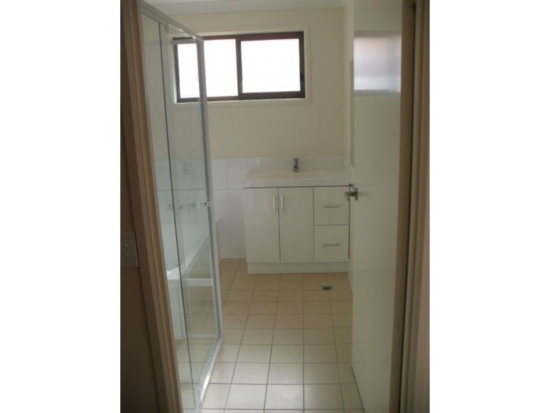 1/34 Bruce, Paradise Point QLD 4216