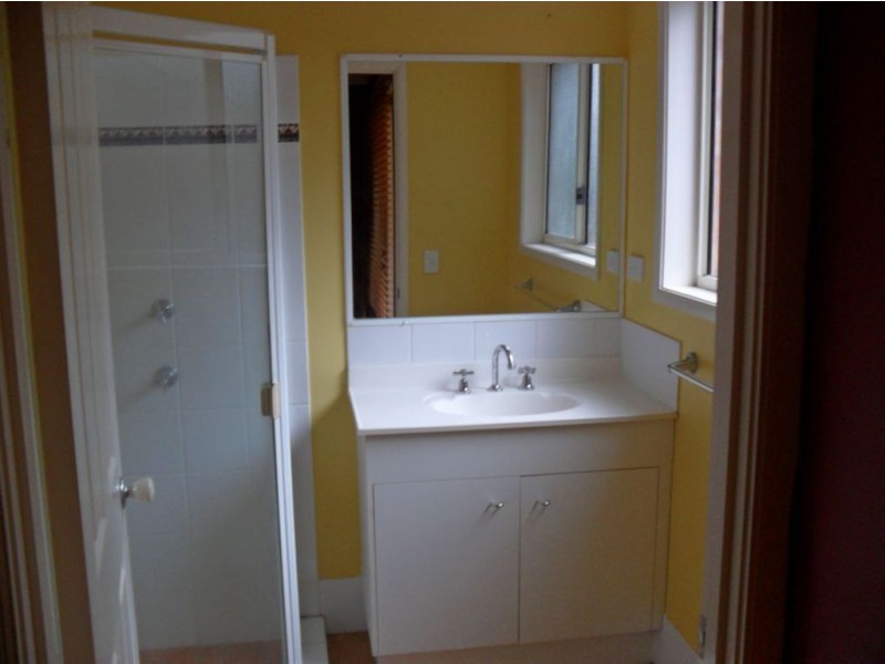 2/394 Pine Ridge, Coombabah QLD 4216