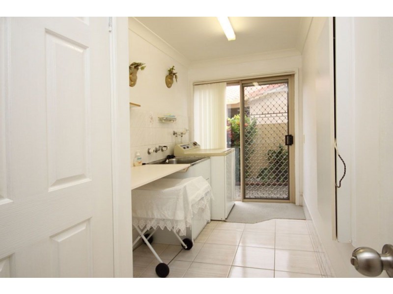 92 Sundance Way, Runaway Bay QLD 4216