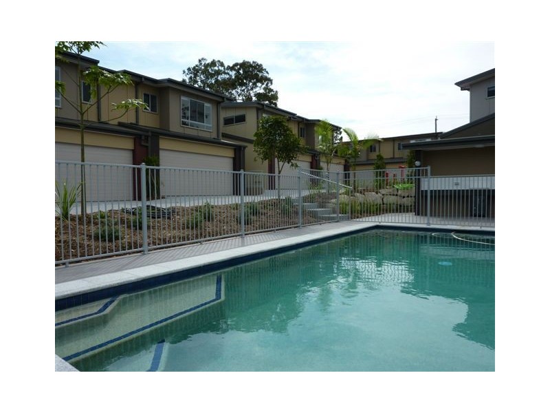 446 Pineridge Road, Coombabah QLD 4216