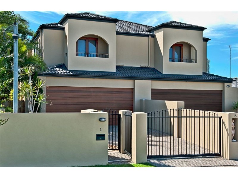 1/13 Vaggelas, Biggera Waters QLD 4216