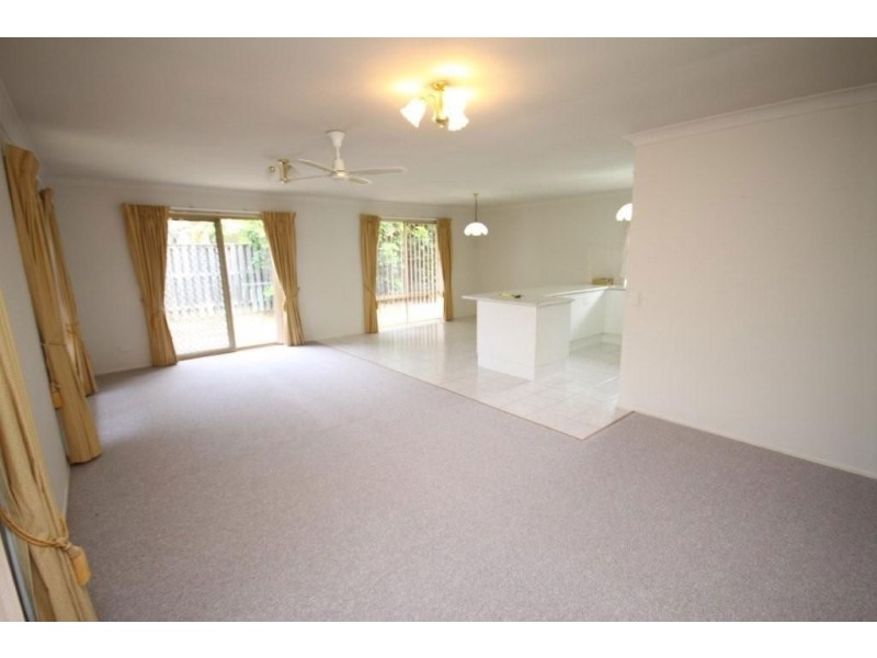 75 Numbat, Coombabah QLD 4216