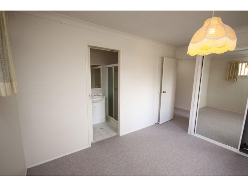 75 Numbat, Coombabah QLD 4216