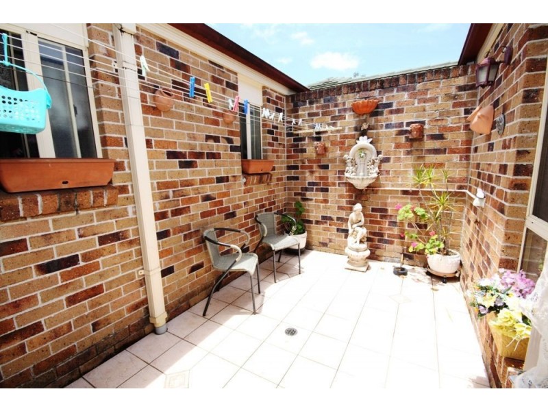 16/470 Pine Ridge Road, Coombabah QLD 4216