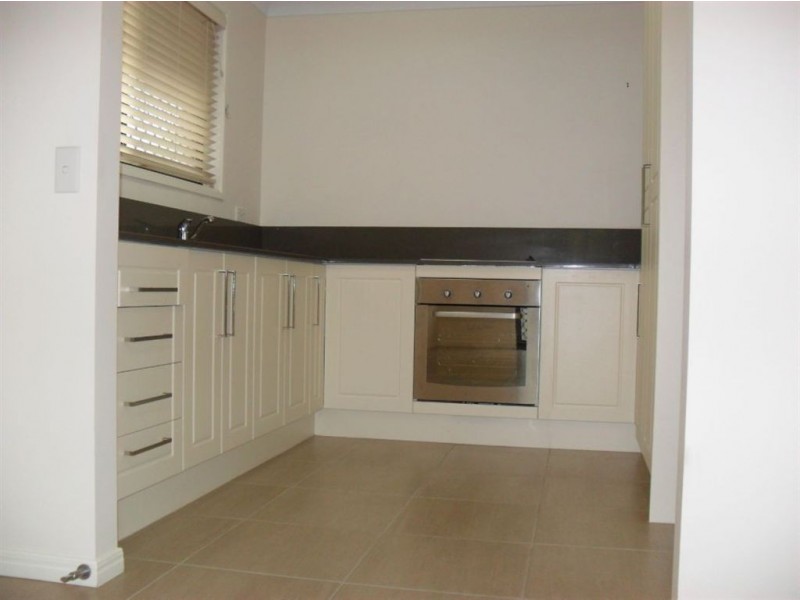 2/34 Bruce, Paradise Point QLD 4216