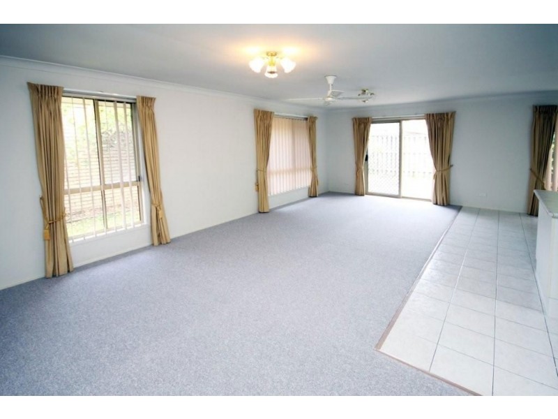 75 numbat, Coombabah QLD 4216