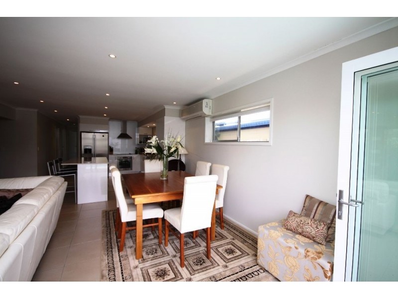 37 Mungera, Runaway Bay QLD 4216