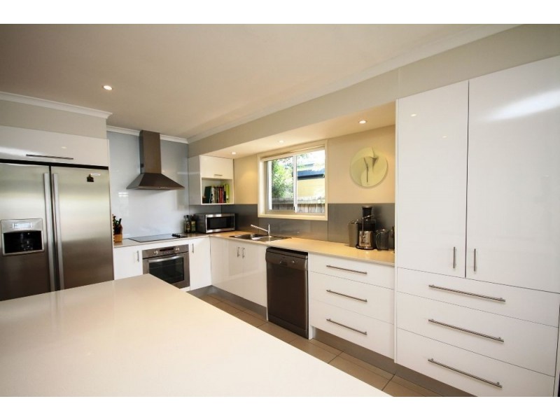 37 Mungera, Runaway Bay QLD 4216