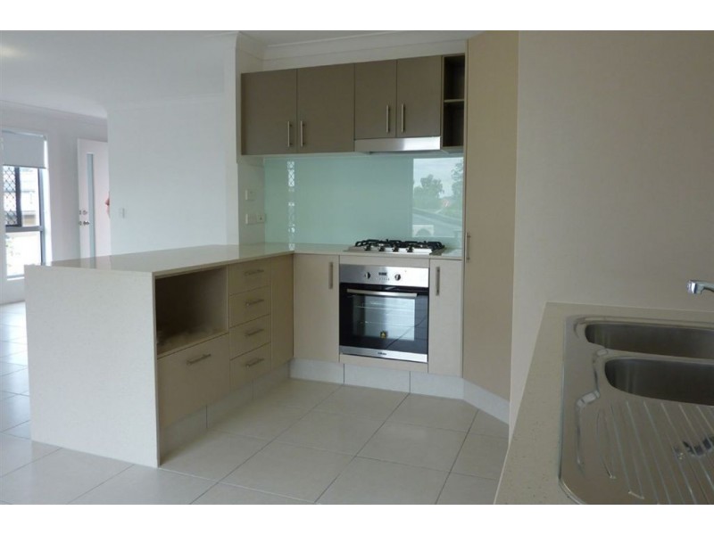 446 Pine Ridge, Coombabah QLD 4216