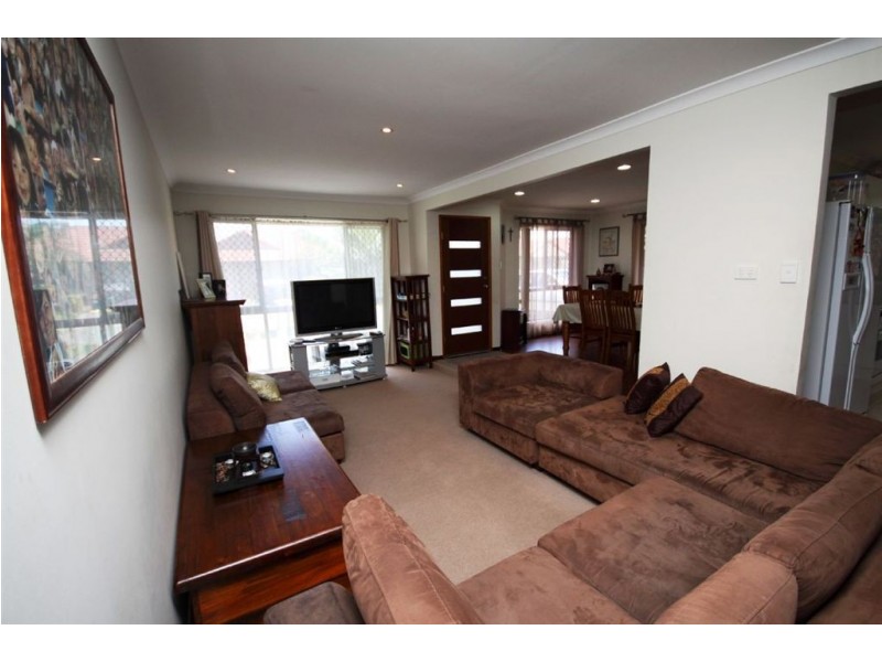 14 Matisse Court, Coombabah QLD 4216