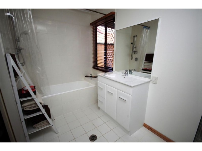 14 Matisse Court, Coombabah QLD 4216