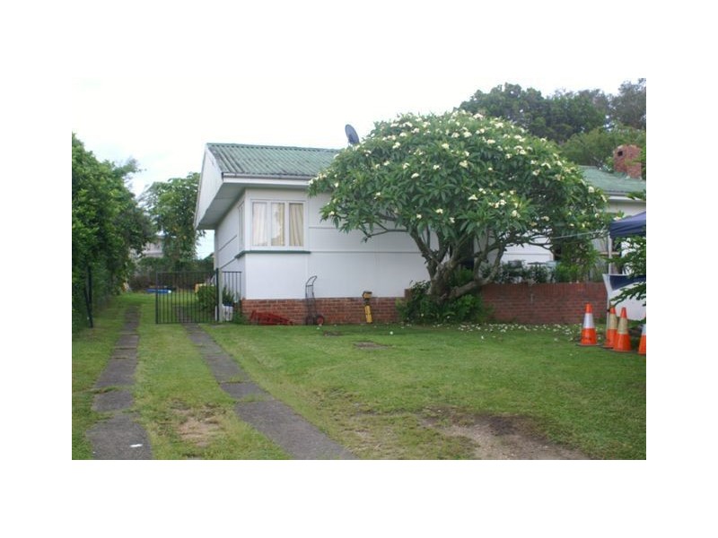 61 Ward Street, Southport QLD 4215