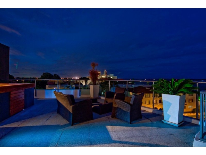 2301/438 Marine Parade, Biggera Waters QLD 4216