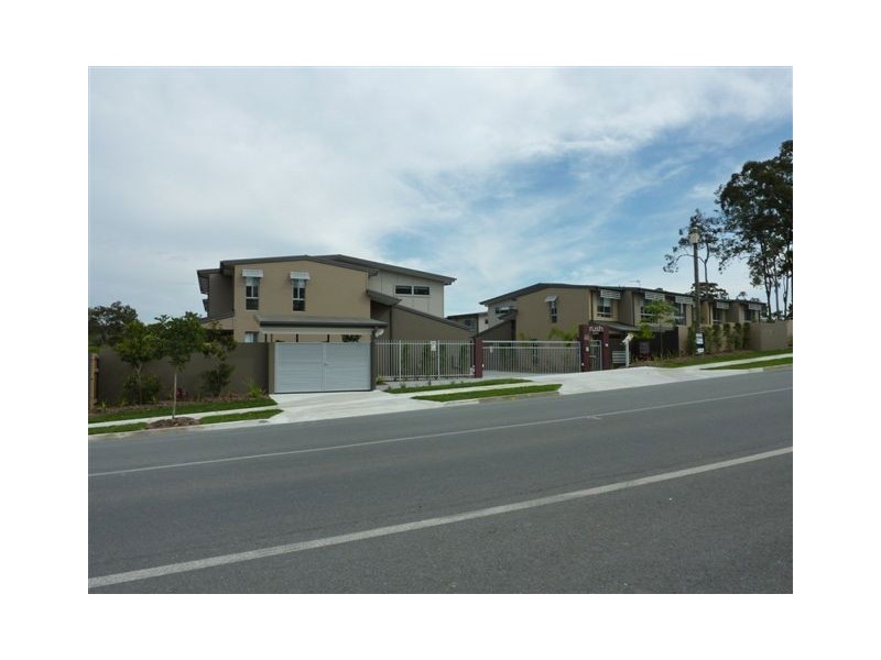 446 Pine Ridge Road, Coombabah QLD 4216