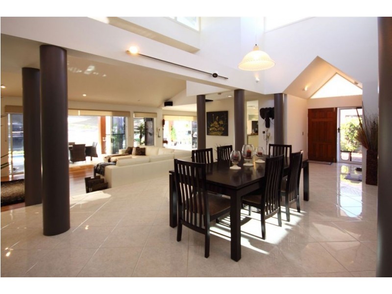 138 Morala Avenue, Runaway Bay QLD 4216